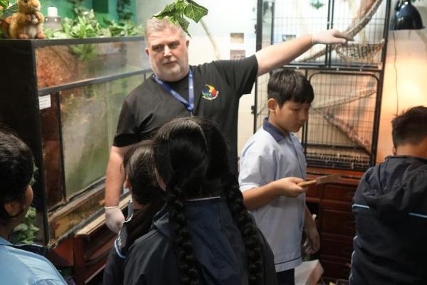 珍稀動物照料